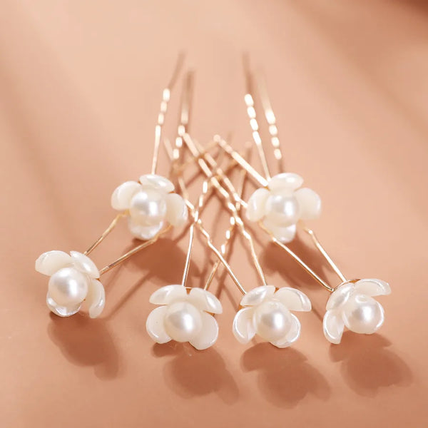 Sweet Flowers Topsy Tail Tool Hair Accessory Made of Durable Alloy for Stylish Hairdos
