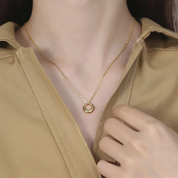 304 Stainless Steel 18K Gold Plated IG Style Plating Circle Pendant Necklace