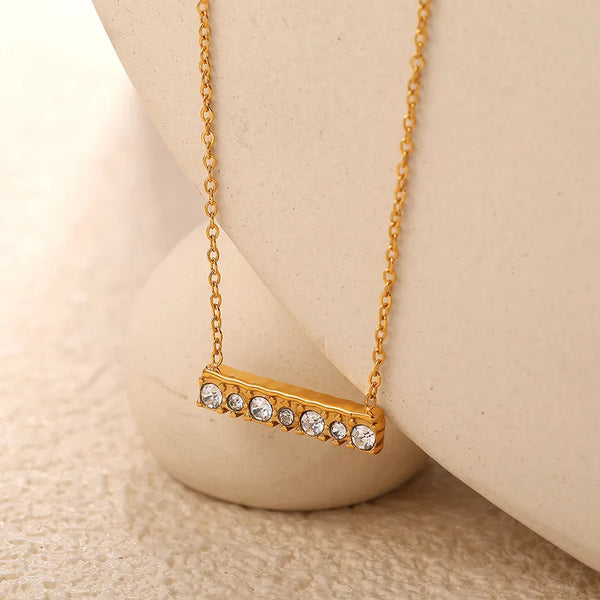 Minimalist Single Row Diamond Pendant One-Line Pendant 304 Stainless Steel 18K Gold Plated Vacuum Electroplated Zircon Necklace