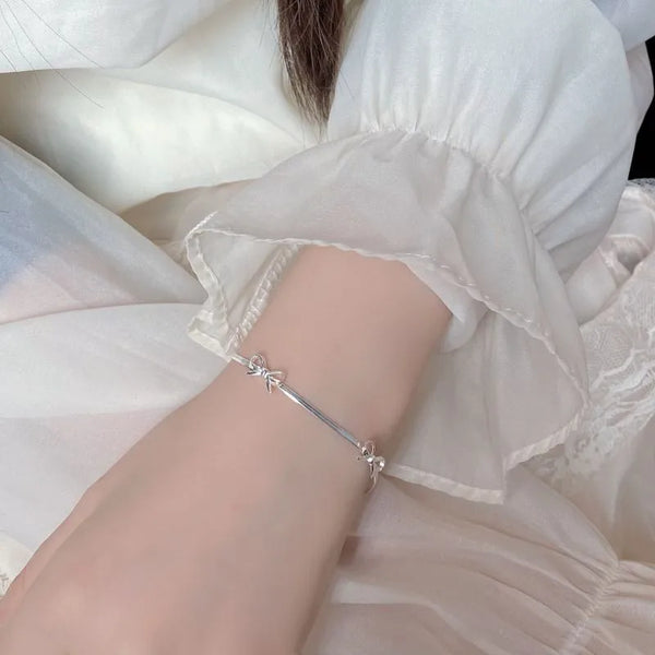 New Designer Inspired S925 Sterling Silver Butterfly Knot Bracelet Snake Bone Chain Women's High-End Versatile Elegant Jewelry