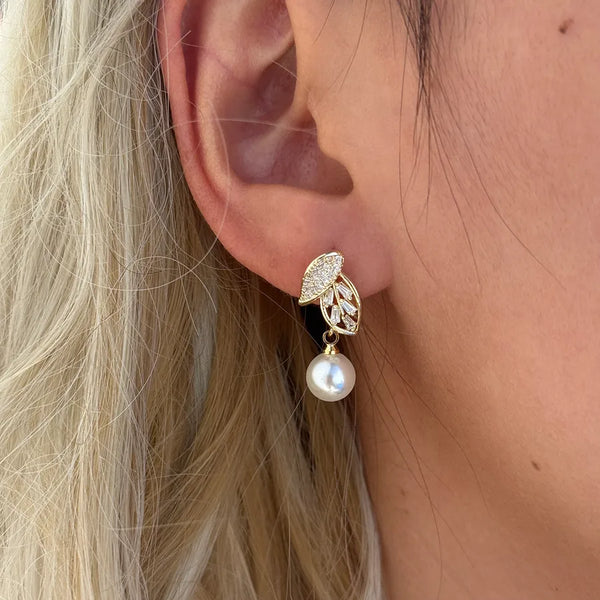 18K Gold Plated Imitation Pearl Copper Shiny Earrings for Women