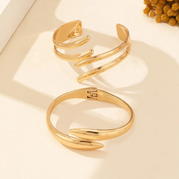 Gold Bangle Featuring Water Droplets Pattern, Elegant Geometric Design Bracelet