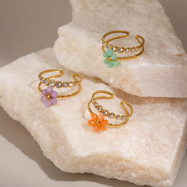 INS French Style Fresh Beaded Flower Stainless Steel Ring 18K Gold Plated Design Sense Hand Jewelry Wholesale