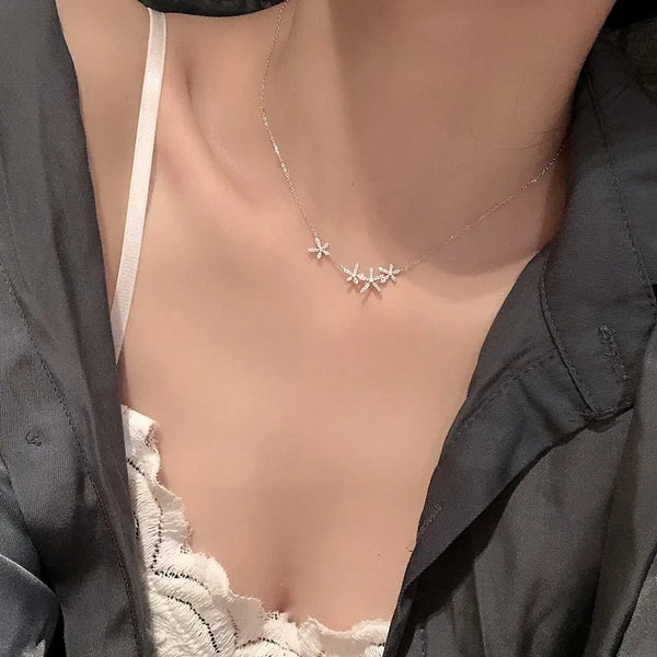 S925 Sterling Silver Flower Necklace Women Simple Luxury Minimalist Ins Cold Style Bone Chain Small Design Trendy Pendant Jewelry