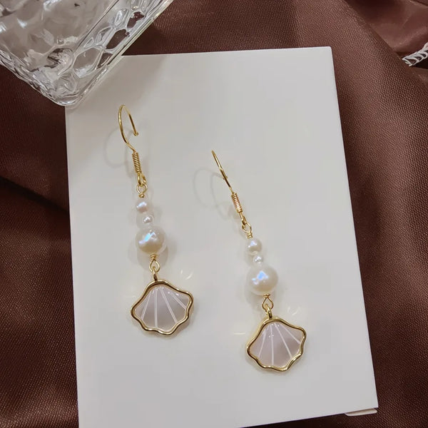 Shell Pearl Earrings Natural Freshwater Pearl Women's Hook Earrings Spring Summer Jewelry Accessories