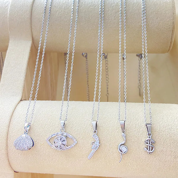 simple style classic style moon heart shape butterfly stainless steel alloy copper plating inlay rhinestones glass stone zircon white gold plated pendant necklace