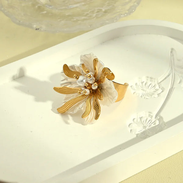 Wholesale Jewelry Elegant Vacation Simple Style Leaves Flower Butterfly 304 Stainless Steel Pearl 18K Gold Plated Polishing Enamel Plating Rings