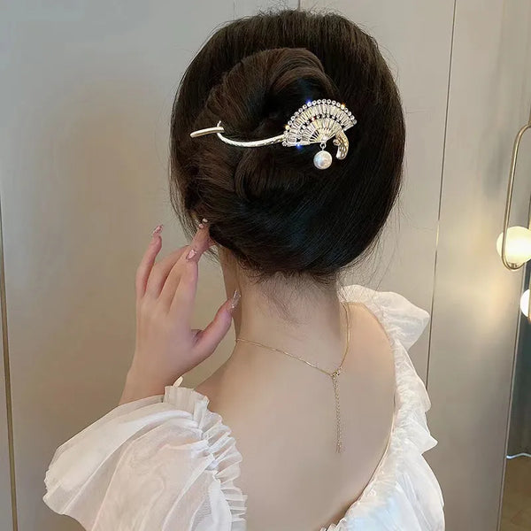 Vintage Pearl Flowers Banana Clip High-Grade Metal Butterfly Net Red Barrettes Antique Coiled Hair Elegant Hairpin Wholesale