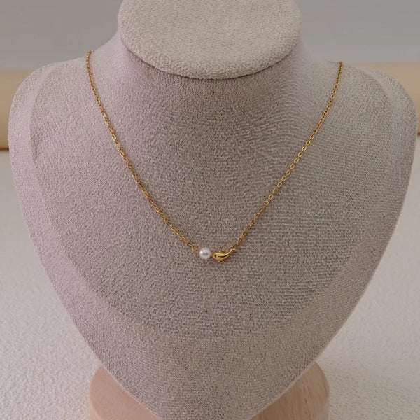 Wholesale Jewelry Simple Style Classic Style Dolphin 304 Stainless Steel 18K Gold Plated Plating Pendant Necklace
