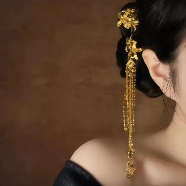Retro Flowers Hair Sticks for Women in Golden Metal, Perfect for Wedding Season Hair Accessories