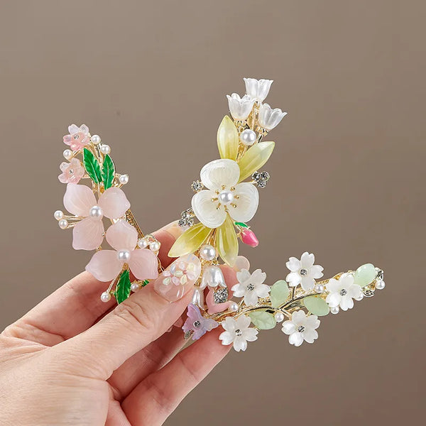 Metal Hairpin for Women Featuring Pearl Inlay and Pink Flower Design