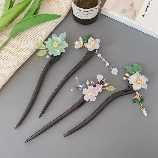 Chinoiserie Flowers Hair Sticks in Black Wood, Elegant Autumn Hair Accessories