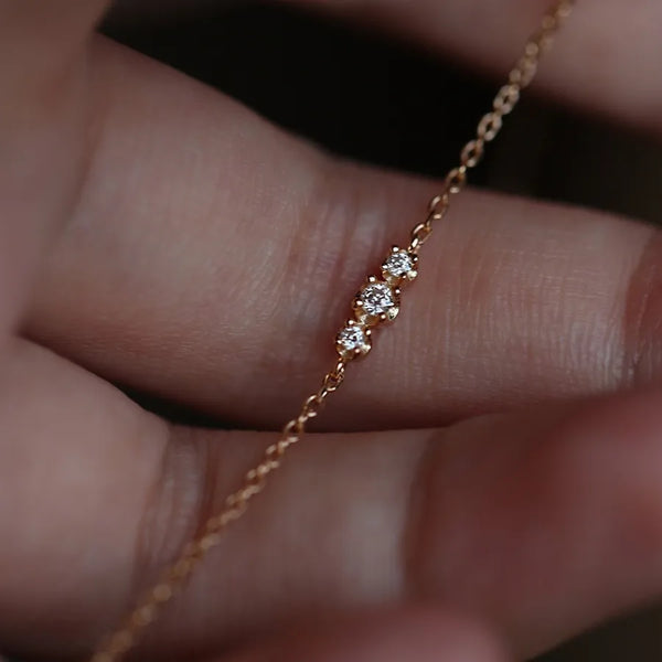 Round Simple Style Bracelet for Women in 925 Sterling Silver with Electroplated Gold Plating