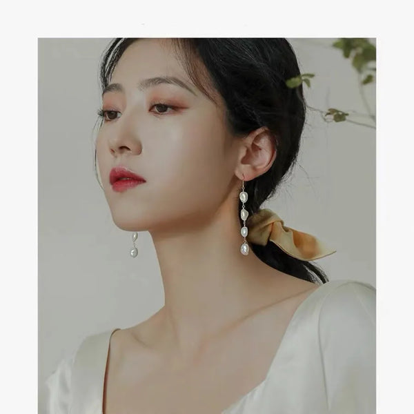 Natural Baroque Pearl Earrings Women Elegant French Style Popular Design Slimming Face Effect Attractive Wedding Jewelry