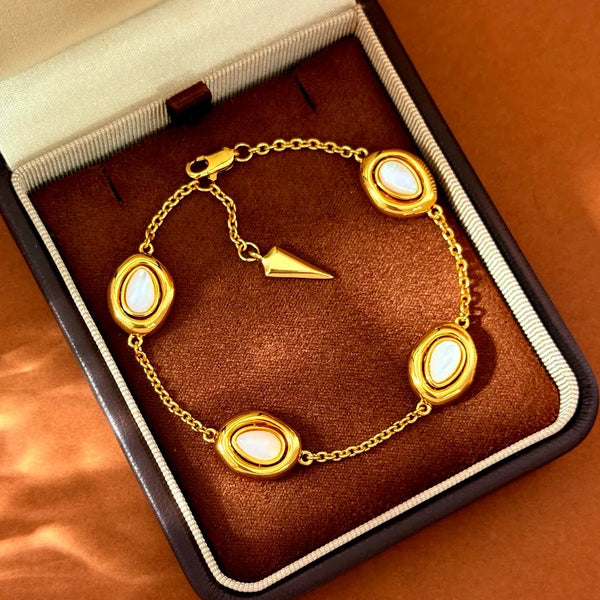 Palace Style Retro Fashion Metal Texture Four Irregular Geometric Oval White Shell Red Agate Lapis Lazuli Malachite Bracelet