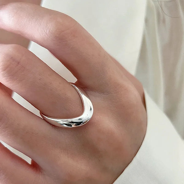 Unisex Geometric Rings Made of Brass with Electroplated Silver Plating for a Stylish Look