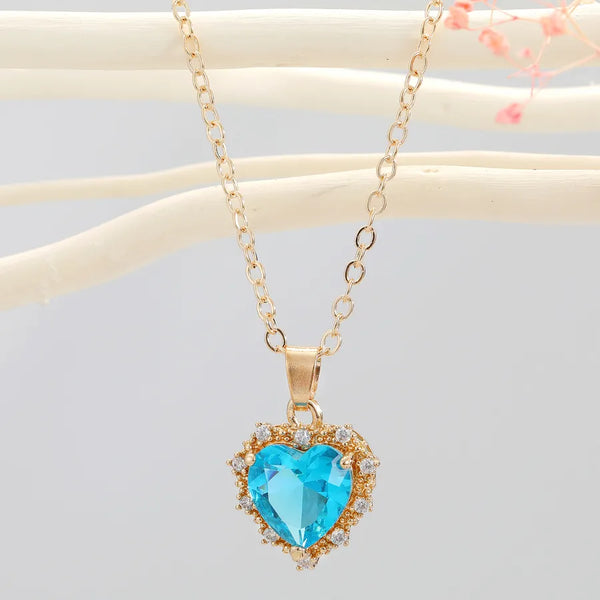 Artificial Crystal Heart Crystal Necklaces