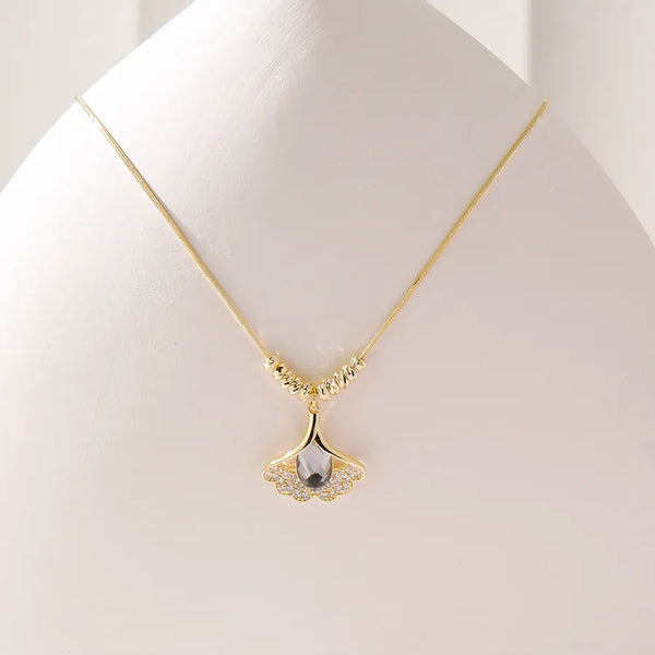 Electroplated Copper Flower Necklace For Women Featuring 0.03µm Copper Plated Finish with Cable Chain