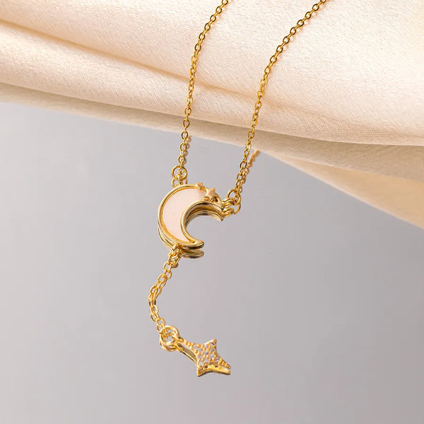 Titanium Steel Copper Casual Simple Style Inlay Star Moon Shell Zircon Pendant Necklace