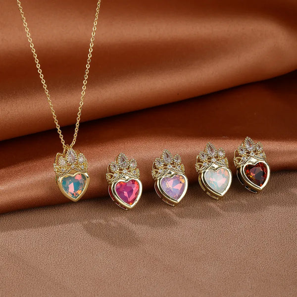 Glass Copper 18K Gold Plated Plating Inlay Heart Shape Crown Glass Pendant Necklace