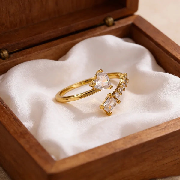 Happy-shaped Diamond Ring for Women, Everyday Matching Jewelry, Copper Material, Simple Design