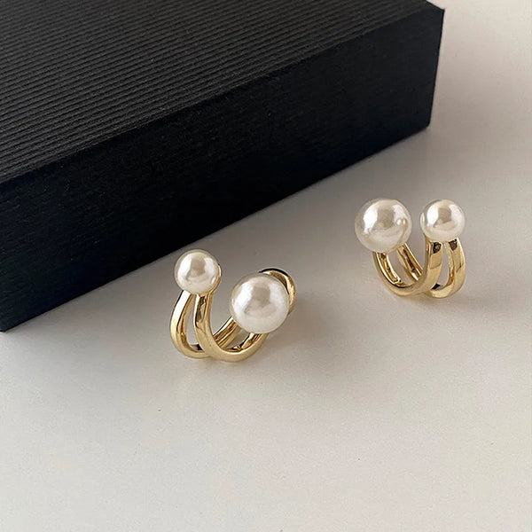 fashion round copper inlay pearl ear studs 1 pair