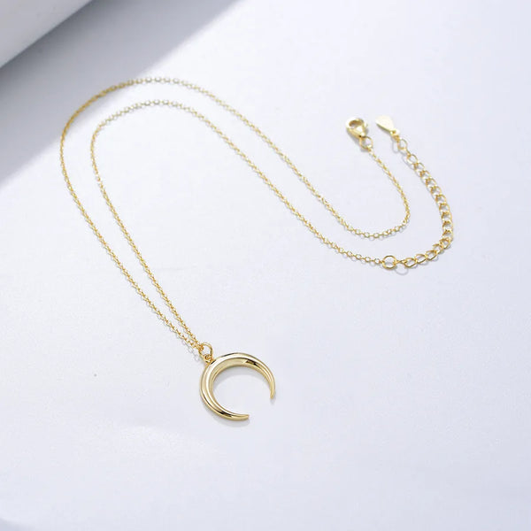 S925 Sterling Silver Vintage INS Crescent Simple Fashion Pendant  New Product Horn Moon Roman Necklace