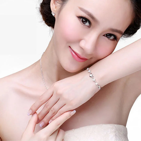Jie Xin 925 Silver Crystal Heart Bracelet Women's Birthday Gift Fashionable Sweet New Style Jewelry Simple Elegant Design