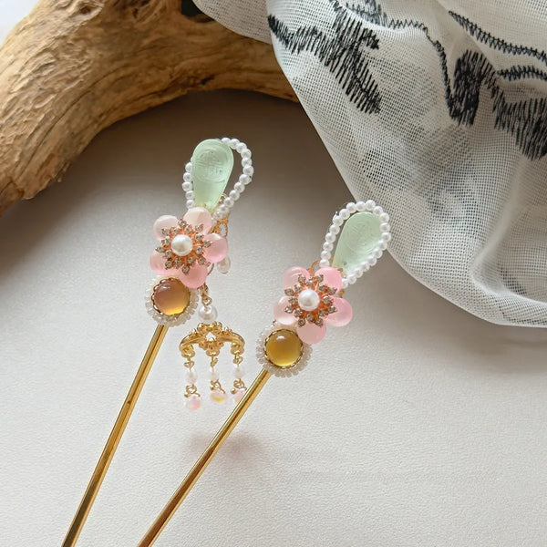Chinoiserie Flowers Hair Sticks in Alloy with Freshwater Pearl in Natural Pink, Perfect for Spring