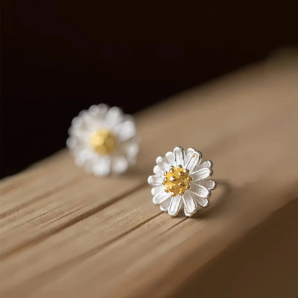 Elegant S925 Sterling Silver Daisy Ear Cuff Women's Fashionable Versatile Countryside Style Bohemian Crafted Jewelry Earrings