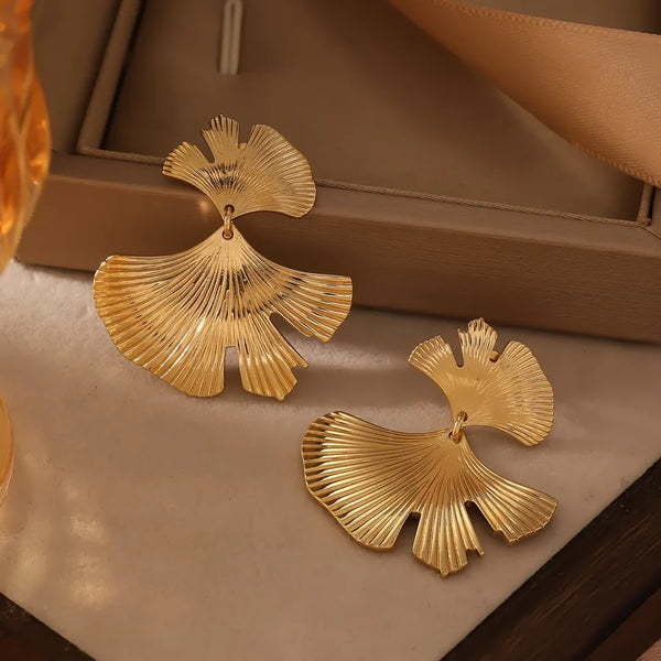 Symmetrical Silver Maple Leaf Patchwork Earrings Vintage Style Women's Geometric Hoop Earrings
