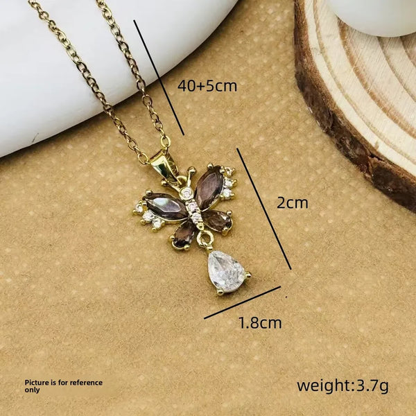Butterfly Pattern Titanium Steel Necklace in Golden Color, Stylish Animal-Inspired Jewelry for Everyday Wear