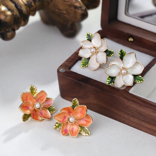1 Pair Elegant Flower Enamel Alloy 18K Gold Plated Ear Studs