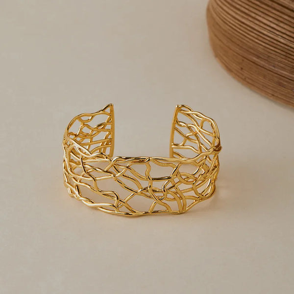 Personalized Wide Face Handmade Copper Plated 18K Gold Electroplated Hollow Design Cross Wrapped Vintage Bracelet