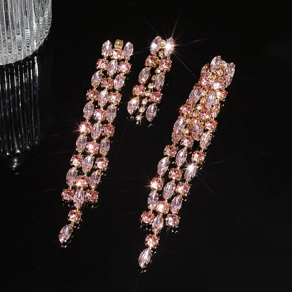 Elegant French Tassel Diamond Embedded Silver Needle Earrings Luxury Feelings Women Fashionable Geometric Pattern Ear Jewelry