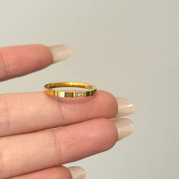 CNC Crafted Circle Band Rings for Women in Electroplated Copper with Gold Plating, 1 Pair