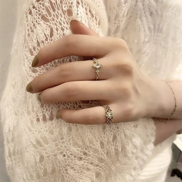 925 Silver Plated Gold Natural Blue Moonstone Ring Women's Christmas Limited Edition Snow Dance Crystal Ring French Vintage Style