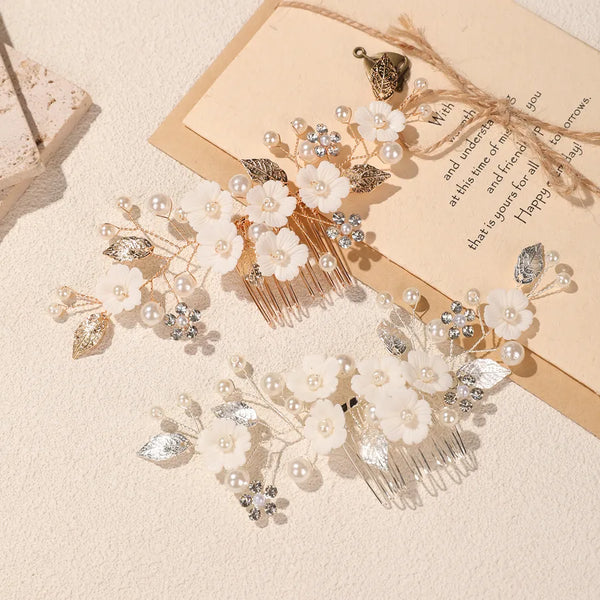 Bridal Flowers Hair Comb Made of Alloy, Elegant Floral Design Hair Accessory for Weddings