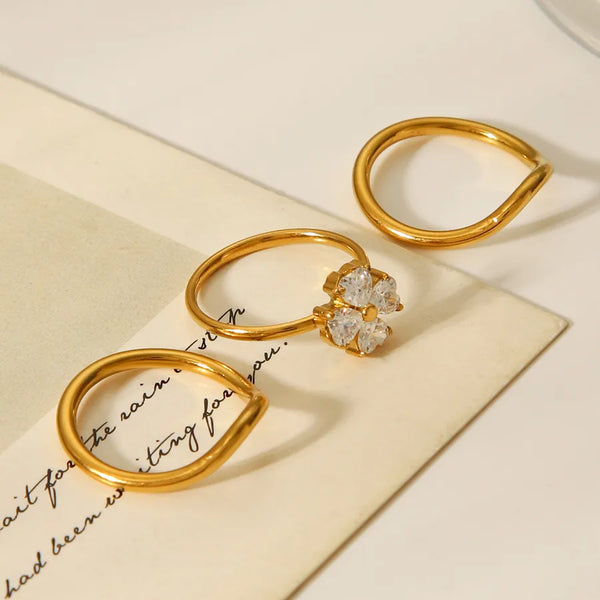 Titanium Steel Four Leaf Clover Ring For Women Stainless Steel Zirconia Embedded Fashionable Versatile Gold Plated Jewelry