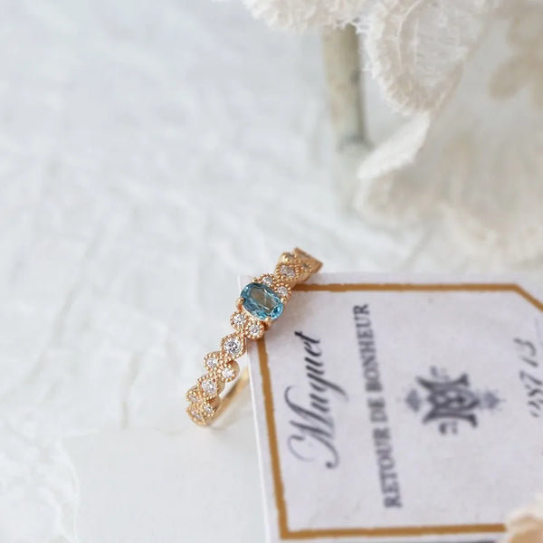 Fresh Touch High Imitation Natural Topaz Palace Retro Hollow Lace Zircon Ring Light Luxury Versatile Ring