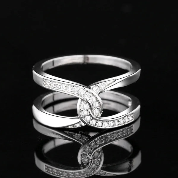 fashion solid color copper criss cross zircon rings
