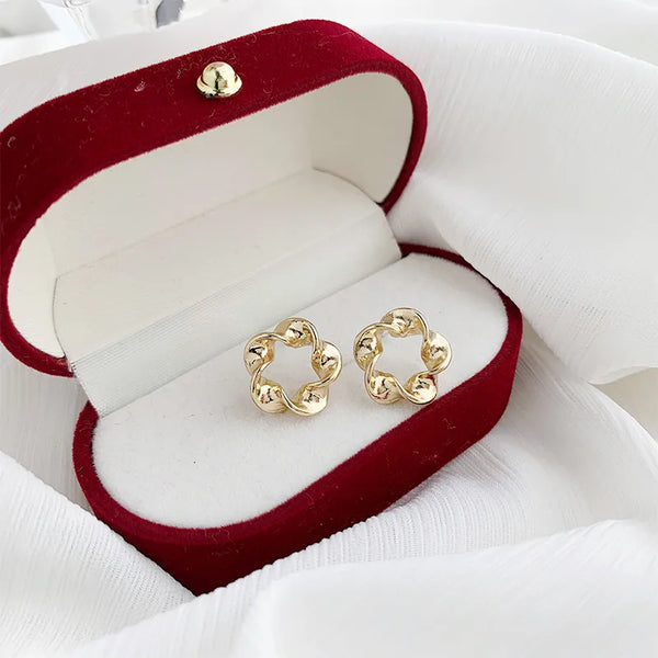 1 pair simple style classic style solid color plating alloy gold plated ear studs