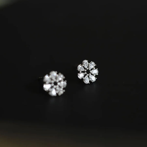 Ultra-Shiny S925 Silver Plated Gold Daisy Flower Stud Earrings Zircon Stone Bohemian Style Women's Luxury Fashion Jewelry
