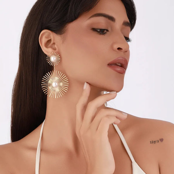 Exaggerated Fashion Alloy Gold Plated Earrings Personality Drop Earrings Geometric Pattern Casual Queen Rock Polished Women