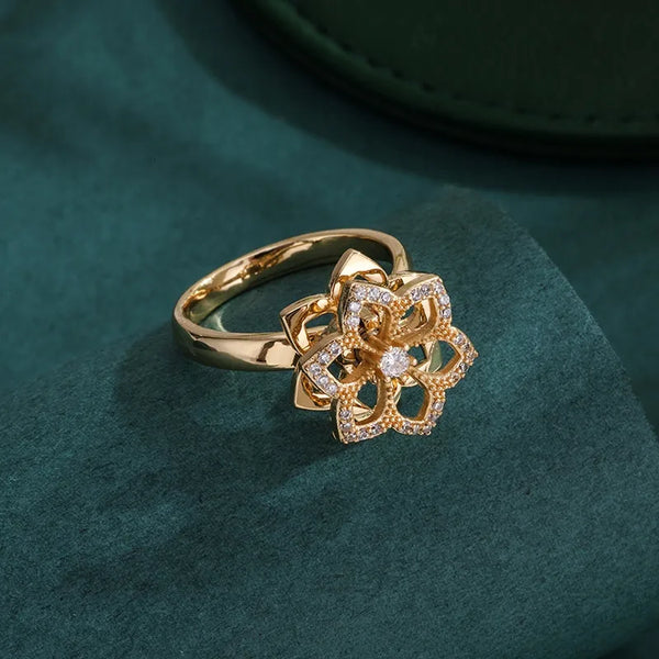 Women’s Flowers Ring in Gold Electroplated Copper, Perfect for Daily Wear