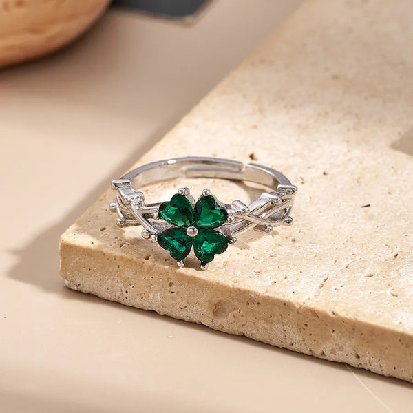 Fashionable  Plated Zircon Heart Four Leaf Clover Ring Color Retention Handmade Polished Embedded Design