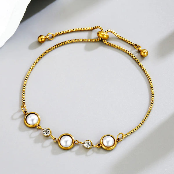 Asymmetrical Round Bracelets for Women in 316 Stainless Steel with 18K Real Gold Plated PVD Coating and Zircon Inlay on Figaro Chain
