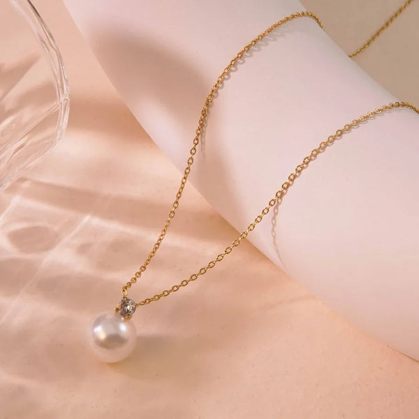 Wholesale Jewelry Classic Style Small bead 304 Stainless Steel Artificial Rhinestones Plastic 18K Gold Plated Inlay Pendant Necklace