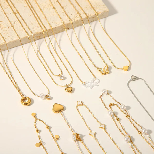 304 Stainless Steel 18K Gold Plated Casual Elegant Lady Plating Geometric Star Heart Shape Artificial Pearls Shell Layered Necklaces Pendant Necklace