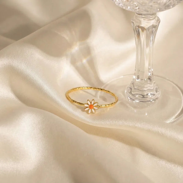 Elegant Daisy White Zircon Pearl Handmade Wire Wrapped Red Zircon 304 Stainless Steel 18K Gold Plated Vacuum Electroplated Geometric Waterproof Non-Fading Ring